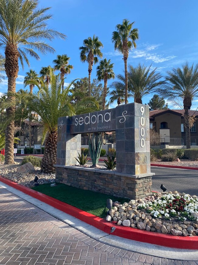 Photo - AMERICANA Property Mgmt - 1 Bedroom Condo in SEDONA, South end of The Strip