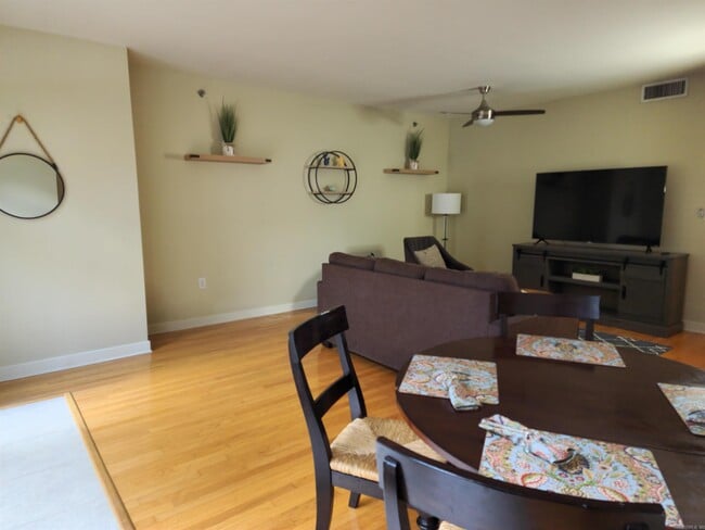 Photo - 515 E Capitol Ave Unit 102