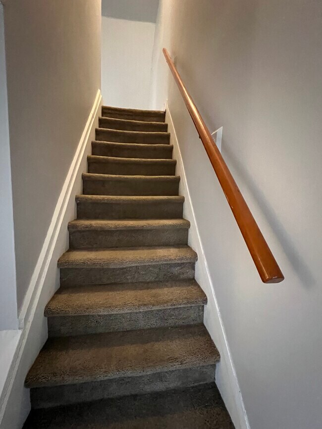 Photo - 49 Platt St Unit 3 - Backside