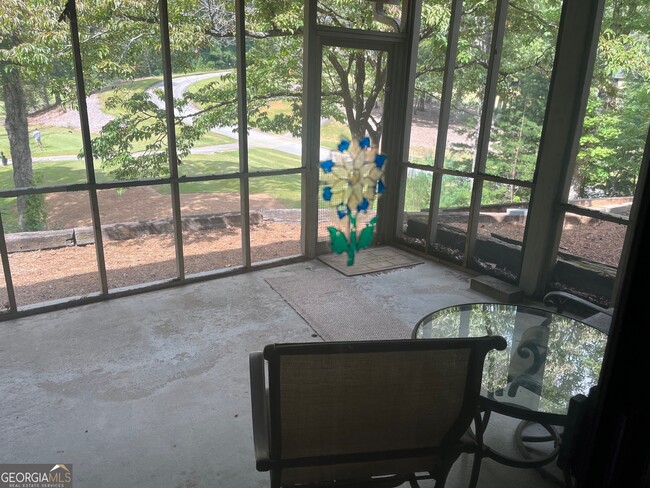 Photo - 239 Shakespeare Dr