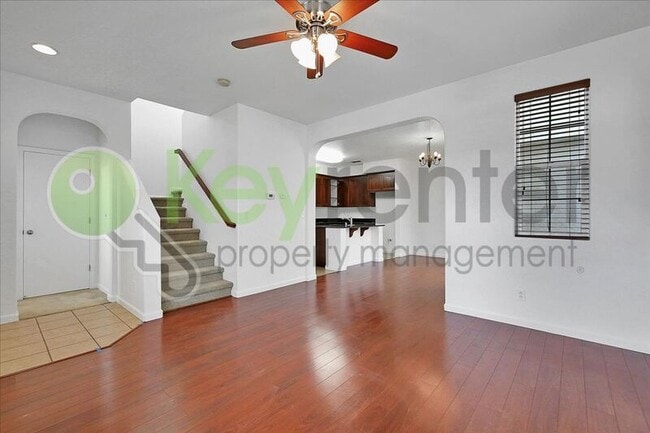 Photo - 10923 Oakham Dr