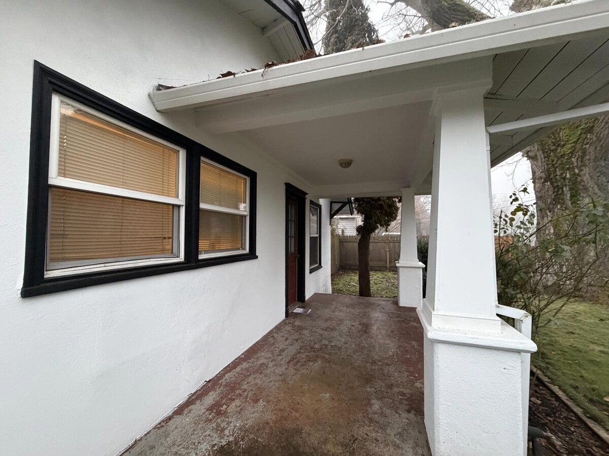 Photo - 3282 Bursell Rd