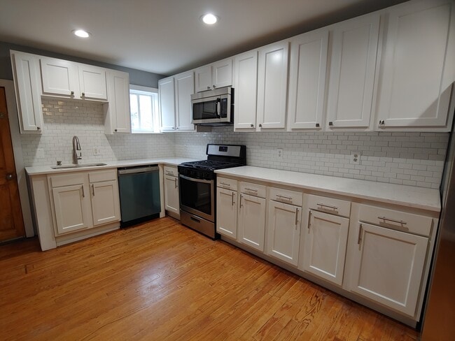 Photo - 33 S Calhoun St