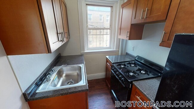 Building Photo - 1191 Boylston St