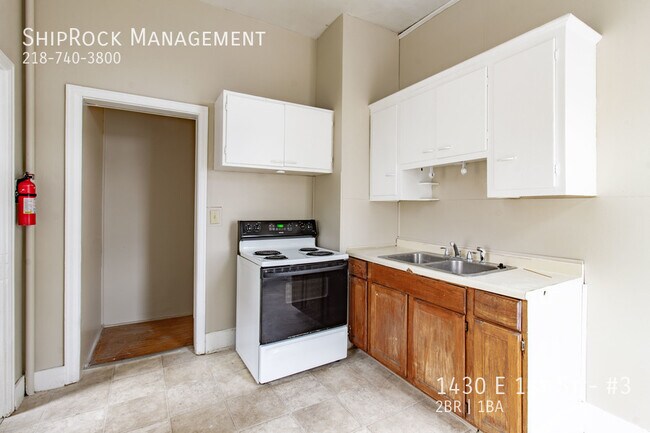 Photo - 1430 E 1st St Unit #3