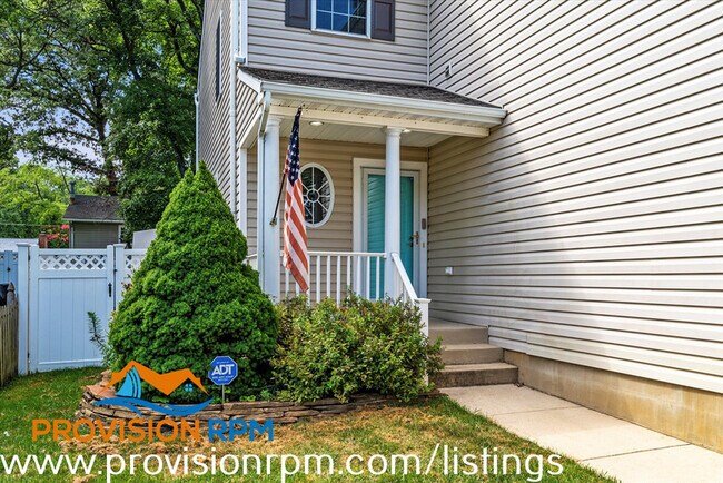 Photo - 618 Cypress Ln