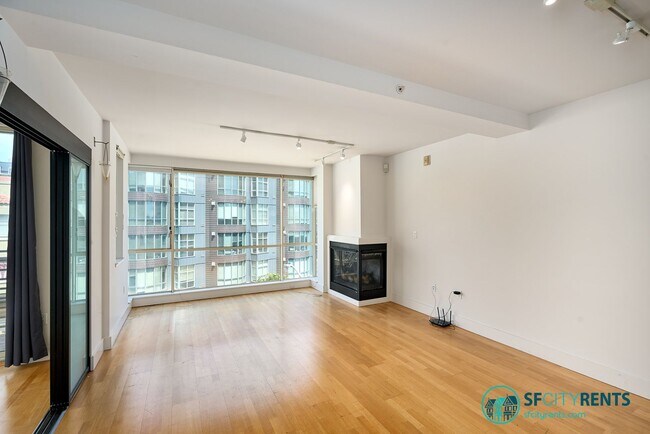 Photo - Polk Gulch: Modern 4th Floor Condo w/ in-unit W/D, Garage Parking & Shared Roof Deck Unit 1635 California St. #46
