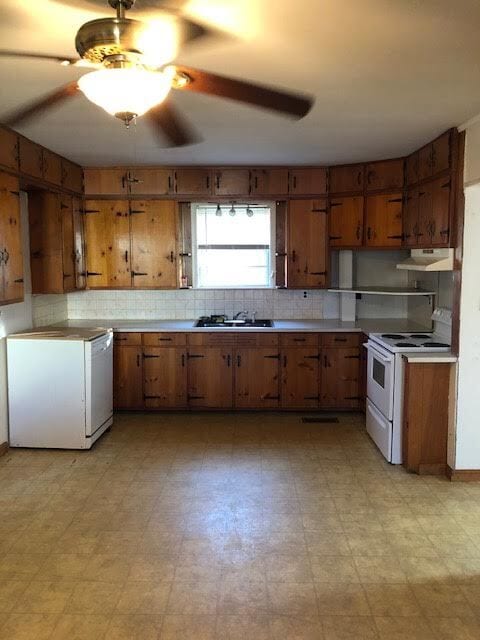 Photo - 426 Henderson Dr