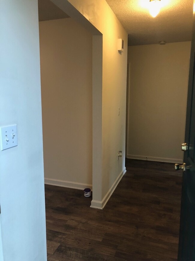 Photo - Great Location Black Mountain Apartment