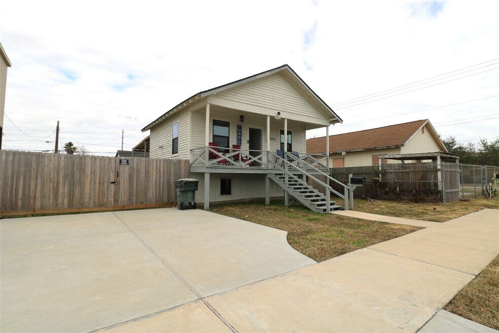 5506 Ave Q 1/2