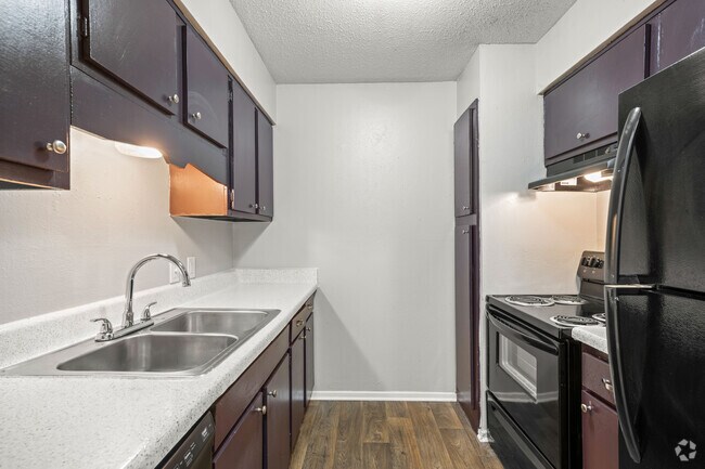 1BR, 1BA - 715SF A1 - Manchester