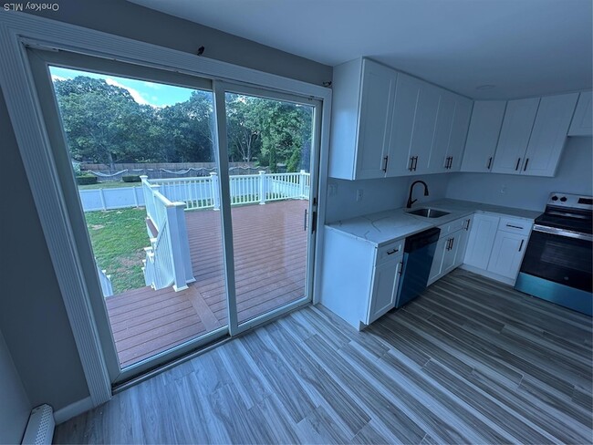 Photo - 15 Mida Ct Unit 2A