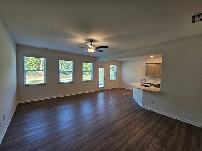 Photo - 38 Sepia Oak Dr