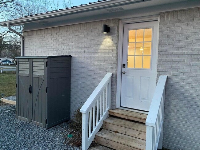 Photo - 1410 E Grundy St