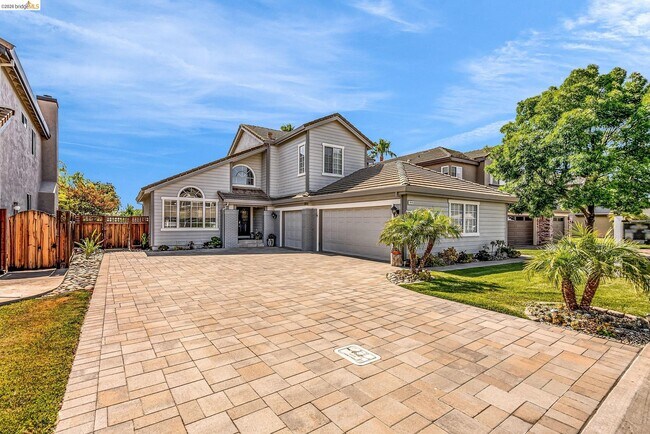 Photo - 2435 Pinehurst Ct
