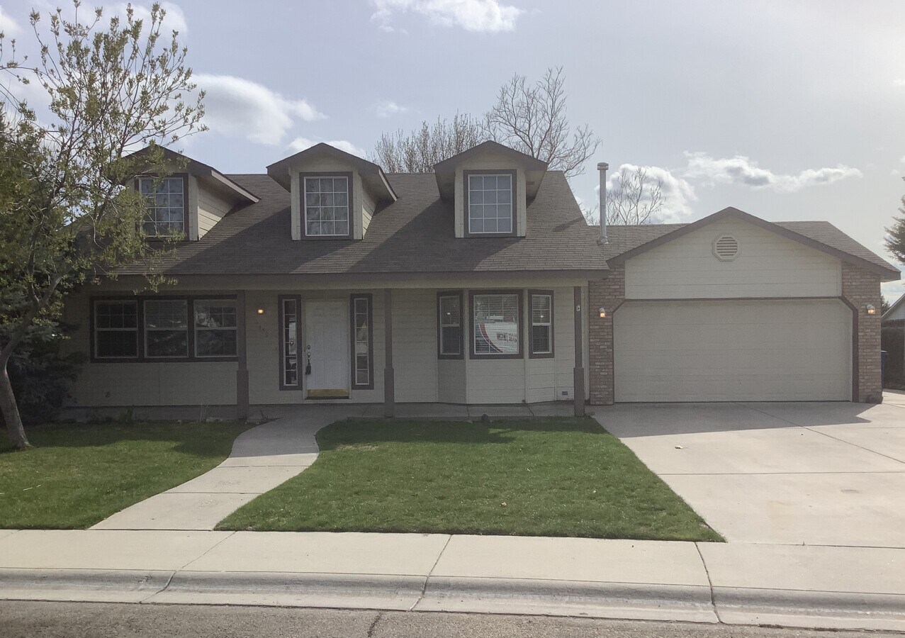 Photo - 7459 Newbrook Dr