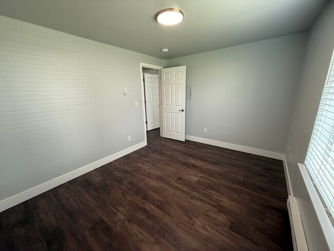 Photo - Salmon Creek Apartments
