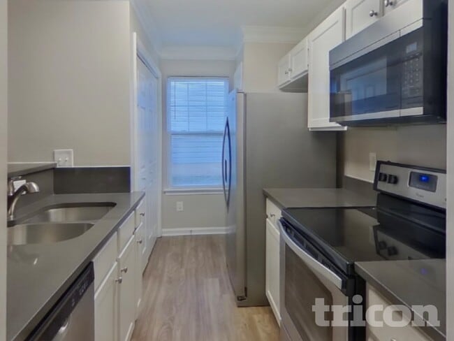 Photo - 340 Peachtree Rd