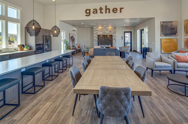 Photo - Beautiful 3 Bed/2.5 Bath Townhome - Community Pool and Fitness Center!