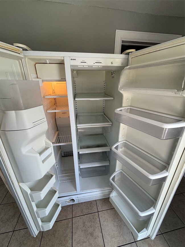 Photo - 2013 Eubanks St Unit 9