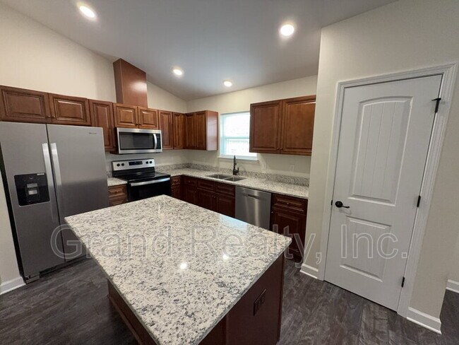 Photo - 4025 Brittany Ln