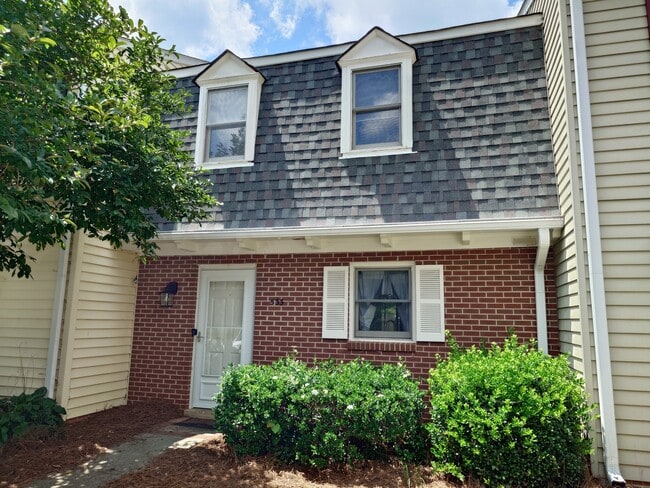 Building Photo - 533 Culpepper Ct
