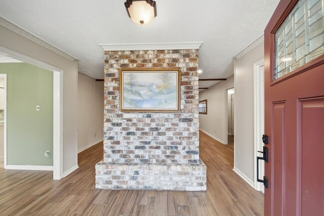 Photo - 3226 Springhill Dr