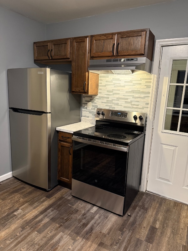 Photo - 208 E North St