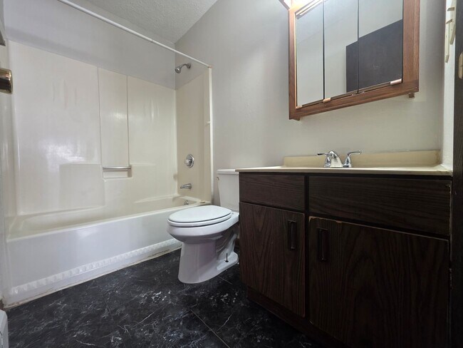 Photo - 700 Brandon Ave Unit 3