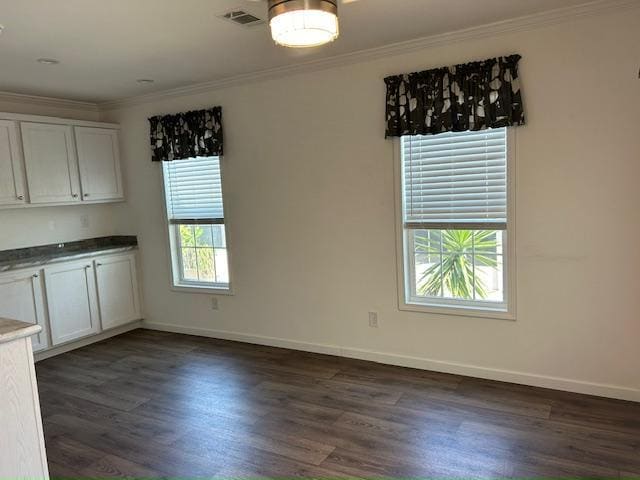 Photo - 6941 MacDonald Ct