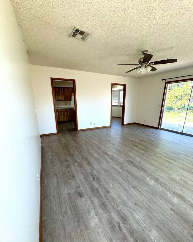 Photo - Updated 3 Bedroom, 1.5 Bath House Near Hard Rock Casino and Has Great Highway Access!