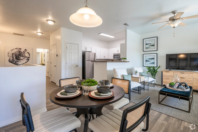 2BR, 2BA - 1,067SF - Dining Room
