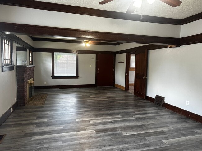 Photo - 1901 11th Ave Unidad 1