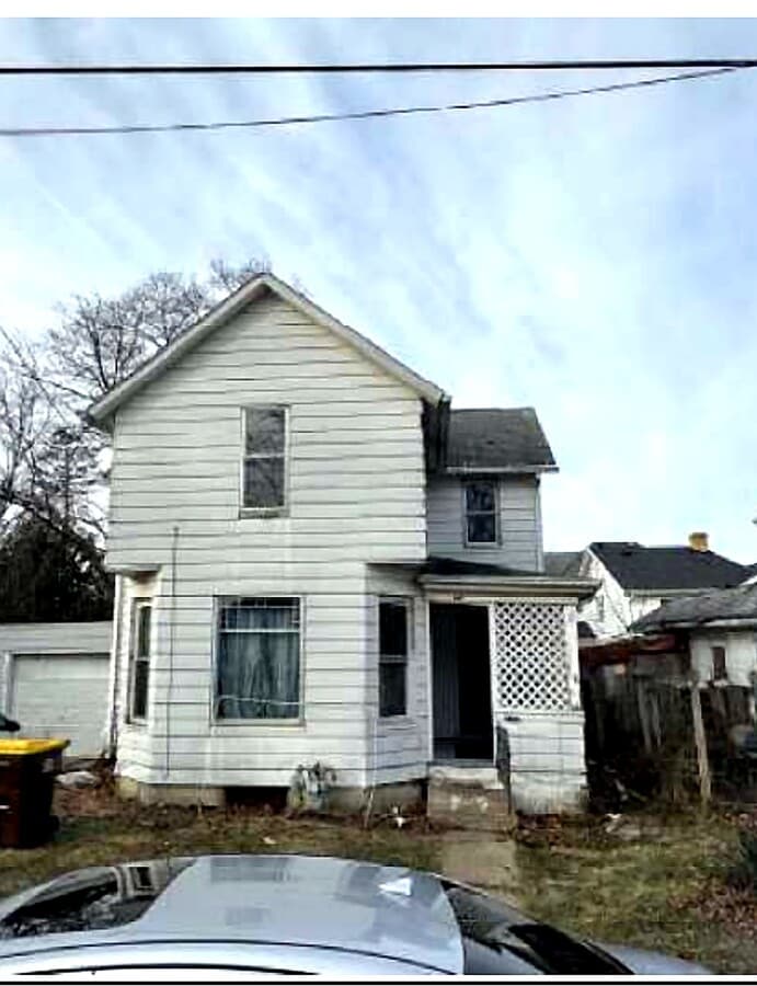 Photo - 810 S James Ave
