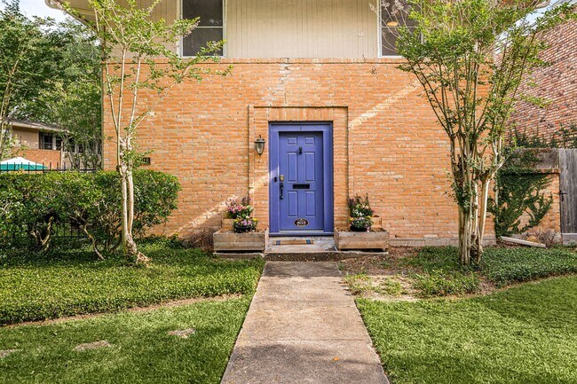 Photo - 4018 Blue Bonnet Blvd Unit A
