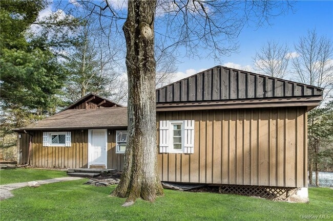 Photo - 288 Pine Hill Rd