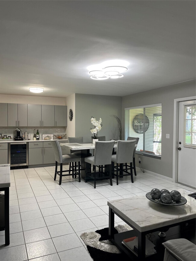 Photo - 113 Lake Pine Cir Unit C-1