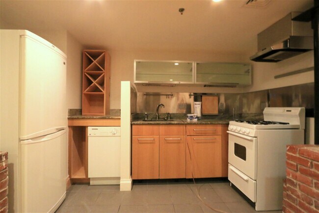 Photo - 1110 Massachusetts Ave Unit 3