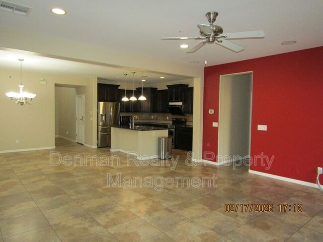 Photo - 944 E Jacob St