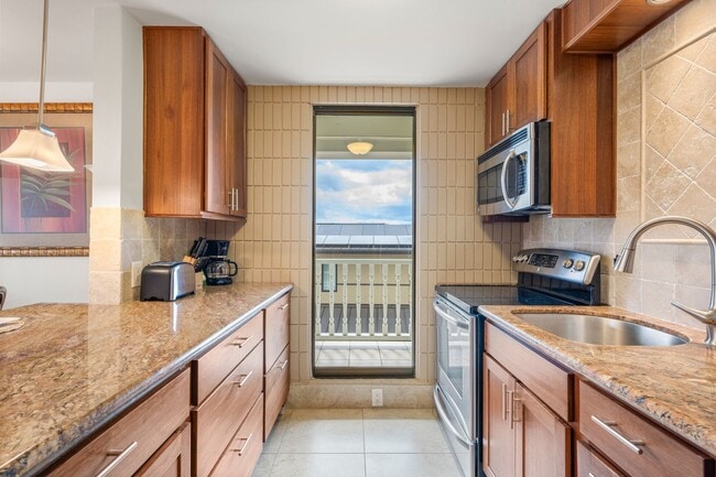 Photo - Lahaina Shores Fully Furnished One Bedroom