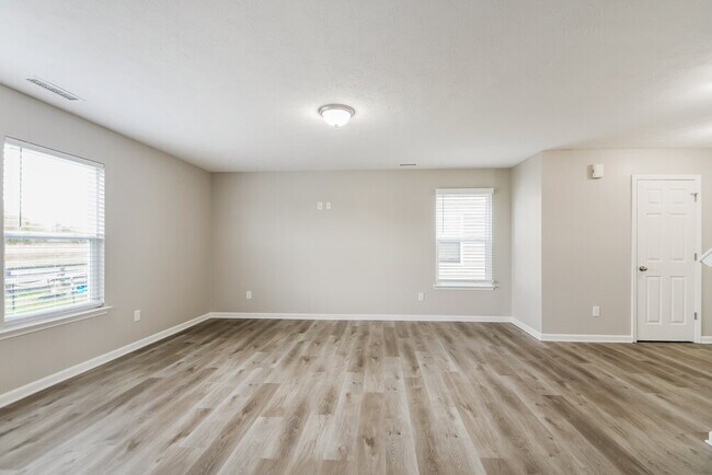 Photo - 7832 Wolfgang Pl