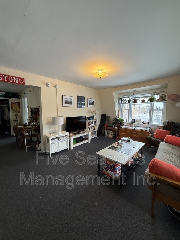 Photo - 10 Lafayette Pl