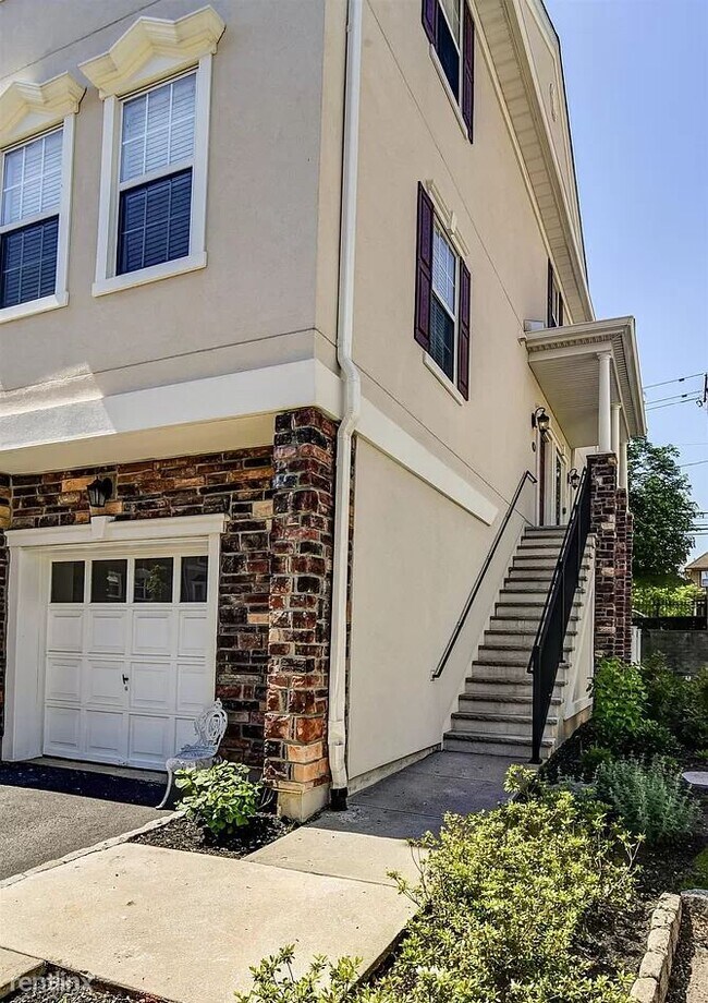 Photo - 2 br, 2 bath Condo - 86 George Russell Way 8