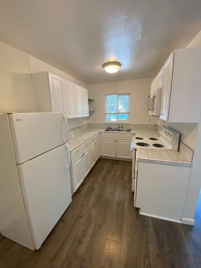 Photo - 400-404 LaRue Ave. Unit 400