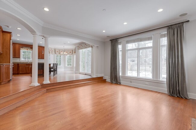 Photo - 420 Pine Manor Dr