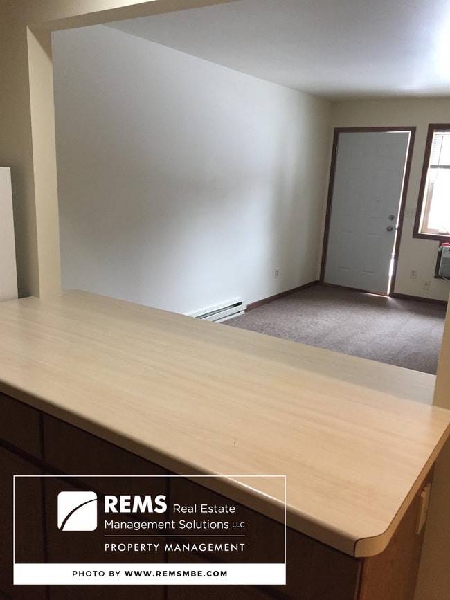 Photo - 200-202 Campus View Dr. Unit 302