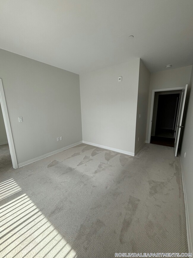 289 Walk Hill St Unit 206