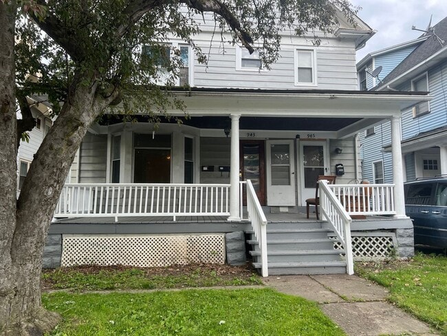 Building Photo - 943-945-945 Dewey Ave Unit 945 Dewey Ave