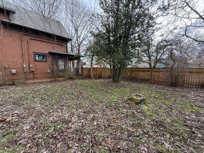 Photo - 2003 N Willamette Blvd