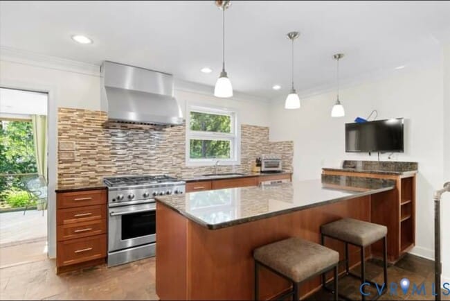 Photo - 1605 Pump Rd